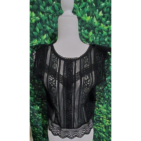 NWT ChicWish Crochet Lacey Sleeveless Croptop - Black M - Picture 2 of 10